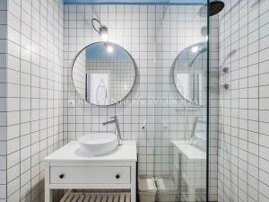 Prodej kanceláře, Praha - Karlín, Prvního pluku, 63 m2