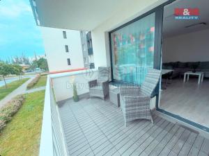 Pronájem bytu 3+kk, Praha - Vysočany, Strnadových, 87 m2