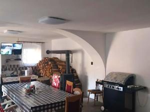 Prodej výrobních prostor, Hrádek nad Nisou, 60 m2