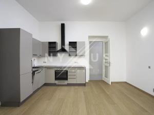 Pronájem bytu 3+kk, Praha - Vinohrady, Máchova, 76 m2