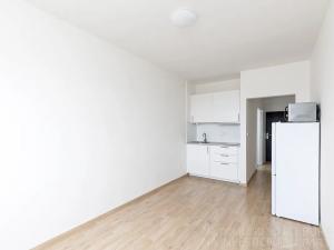Pronájem bytu 1+kk, Praha - Jinonice, Peroutkova, 23 m2