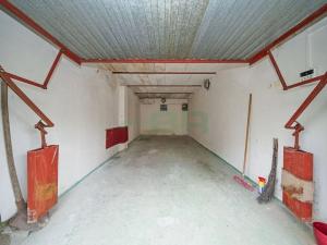 Prodej garáže, Praha - Střešovice, Buštěhradská, 16 m2