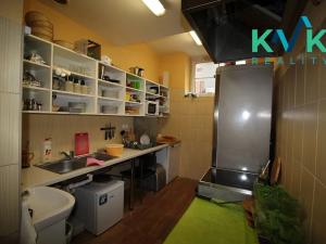 Prodej obchodního prostoru, Karlovy Vary, Vítězná, 100 m2