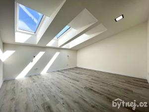 Pronájem bytu 3+kk, Brno - Ivanovice, Mácova, 126 m2