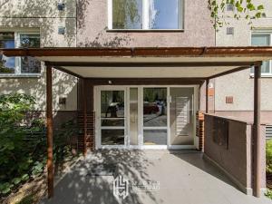 Prodej bytu 2+1, Olomouc, Družební, 46 m2