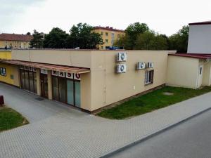 Prodej výrobních prostor, Týnec nad Sázavou, Družstevní, 308 m2