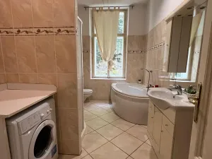 Pronájem bytu 3+kk, Karlovy Vary, Sadová, 82 m2