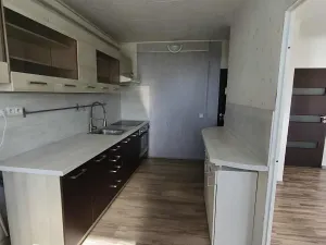 Pronájem bytu 3+1, Kolín, Březinova, 66 m2