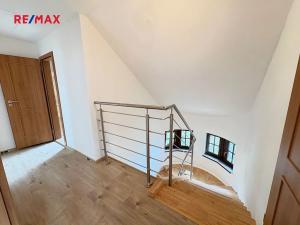 Pronájem rodinného domu, Úvaly, Jeronýmova, 158 m2