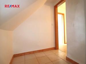 Pronájem rodinného domu, Úvaly, Jeronýmova, 158 m2
