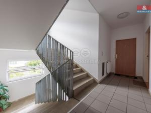 Pronájem bytu 1+kk, Karlovy Vary - Stará Role, Nejdlova, 33 m2