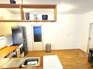 Pronájem bytu 2+kk, Písek, V Portyči, 52 m2