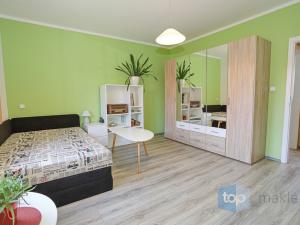 Prodej rodinného domu, Pyšely - Zaječice, Na Dolíku, 200 m2