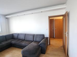 Pronájem bytu 4+1, Pardubice - Polabiny, Lonkova, 80 m2