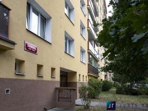 Prodej bytu 2+1, Praha - Kamýk, Zárubova, 68 m2