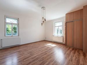 Prodej rodinného domu, Praha - Kobylisy, Přemyšlenská, 110 m2