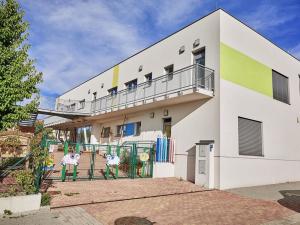 Prodej bytu 2+kk, Praha - Dolní Chabry, Pod křížem, 53 m2