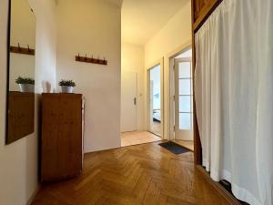 Pronájem bytu 3+kk, Praha - Smíchov, Na Skalce, 78 m2