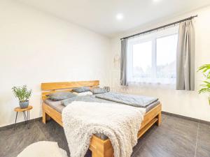 Prodej rodinného domu, Rožmitál pod Třemšínem, 180 m2