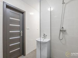 Pronájem bytu 1+1, Hodonín, Národní třída, 37 m2