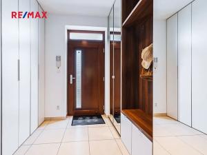 Prodej rodinného domu, Praha - Vinoř, Lipoltická, 202 m2
