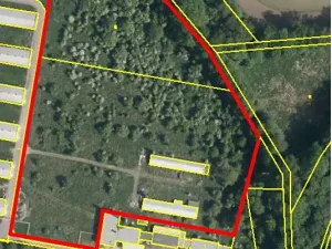 Prodej komerčního pozemku, Dobřenice, 33000 m2
