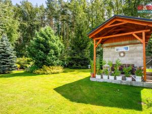 Prodej zahrady, Okna, 1441 m2