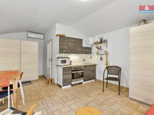 Prodej zahrady, Okna, 1441 m2
