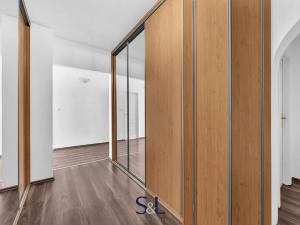 Prodej bytu 3+1, Praha - Břevnov, Sartoriova, 108 m2