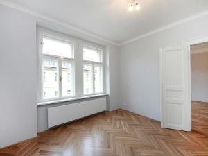 Pronájem bytu 3+1, Praha - Smíchov, Kořenského, 109 m2