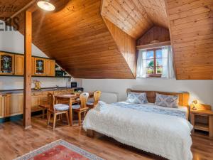 Prodej rodinného domu, Hlásná Třebaň, Karlštejnská, 163 m2