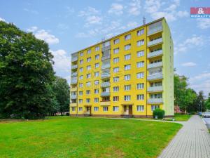 Prodej bytu 3+1, Toužim, Sídliště, 60 m2