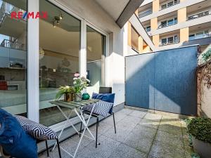 Pronájem bytu 1+kk, Praha - Vršovice, Petrohradská, 29 m2