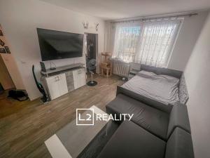 Prodej bytu 1+1, Praha - Modřany, Angelovova, 27 m2