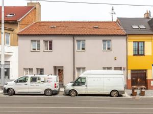 Prodej obchodního prostoru, Praha - Kobylisy, Klapkova, 246 m2