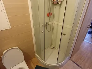 Pronájem bytu 2+kk, Praha - Bohnice, Hlivická, 32 m2