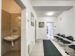 Prodej činžovního domu, Křižanov, Benešovo náměstí, 530 m2