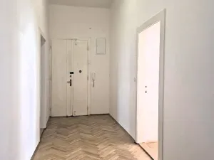 Pronájem kanceláře, Praha - Josefov, Kaprova, 135 m2