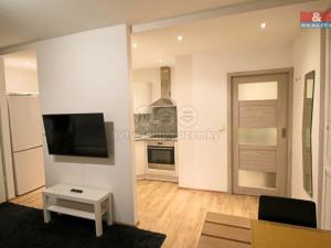 Pronájem bytu 1+kk, Hradec Králové - Pražské Předměstí, Hrubínova, 28 m2