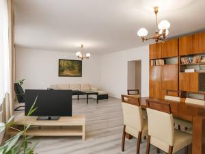 Prodej rodinného domu, Bouzov - Olešnice, 210 m2