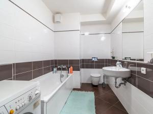 Pronájem bytu 2+kk, Praha - Stodůlky, náměstí Junkových, 49 m2