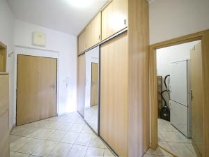 Pronájem bytu 2+kk, Praha - Kunratice, Za valem, 48 m2
