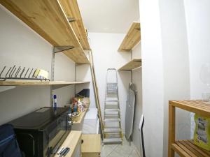 Pronájem bytu 2+kk, Praha - Kunratice, Za valem, 48 m2