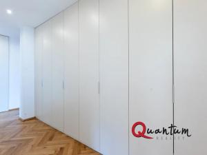 Pronájem rodinného domu, Praha - Střešovice, Pod Ořechovkou, 320 m2