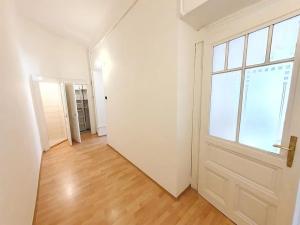 Pronájem bytu 2+kk, Praha, Na Švihance, 60 m2