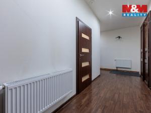 Prodej bytu 3+1, Nejdek, náměstí Karla IV., 107 m2