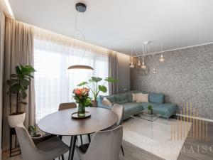 Pronájem bytu 3+kk, Praha - Uhříněves, Františka Diviše, 77 m2
