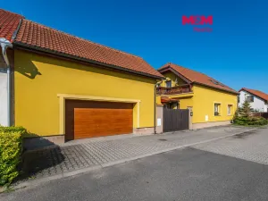 Prodej rodinného domu, Mochov, Ruská, 370 m2