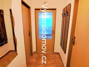 Pronájem bytu 1+kk, Hradec Králové, Labská louka, 40 m2
