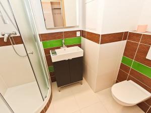 Pronájem bytu 1+kk, Praha - Horní Měcholupy, 40 m2